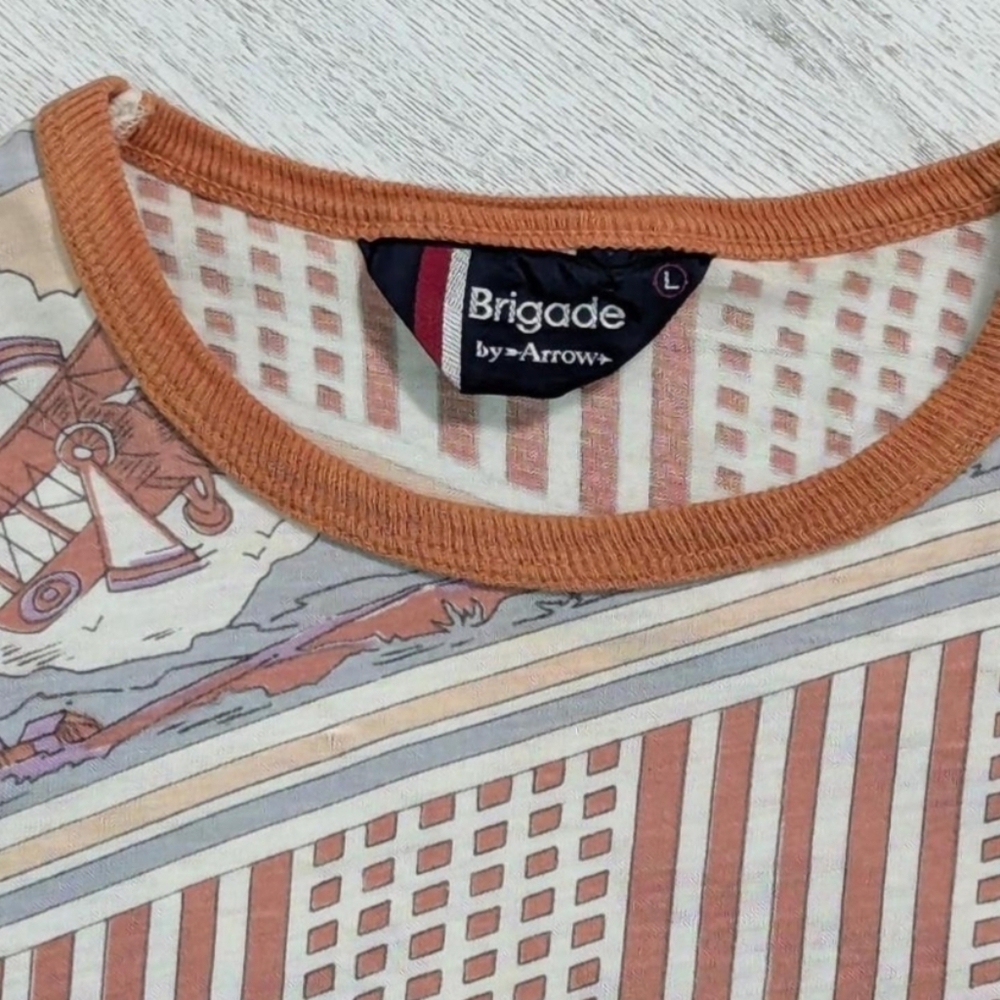 Vintage 1970’s Photoprint Knit Polyester All Over Print Brigade by Arrows - Picture 3 of 5